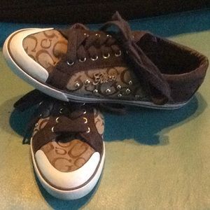 GUESS SNEAKERS BROWN SIZE 8.5